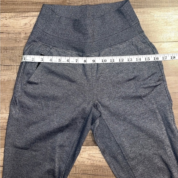 Two Pairs of Women’s Athleta Pants - Picture 5 of 12